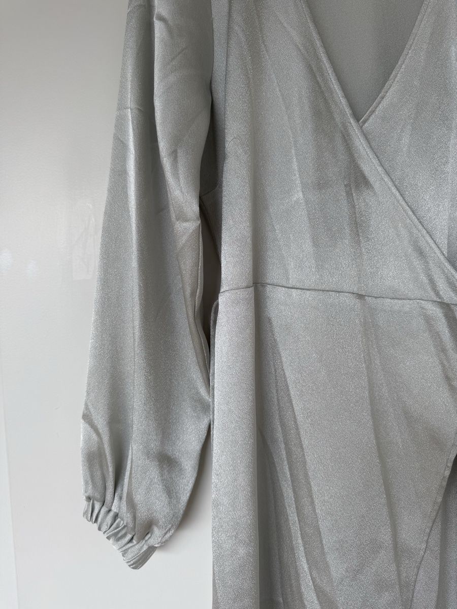 Robes: Robe ENVII – D'occasion à Monthey par sen_6ckr 1