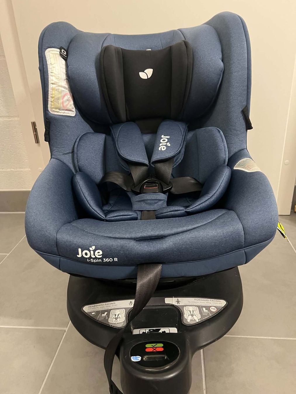 Joie Seggiolini per auto: Joie i-Spin 360 R – Usato da Le Vaud venduto da No-Nick-Name 1