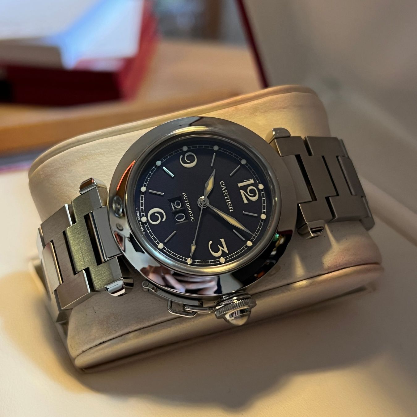 Cartier Uhren: Cartier Pasha C Big Date Automatic W31047M7 – Gebraucht aus Carouge GE von Watchaser 6