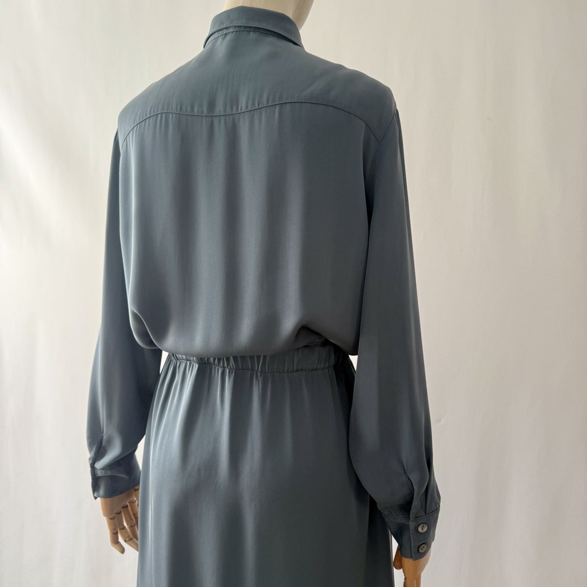 Repeat Vestiti: REPEAT Silk Dress – Usato da Emmen venduto da Avviivva_Com2023 4