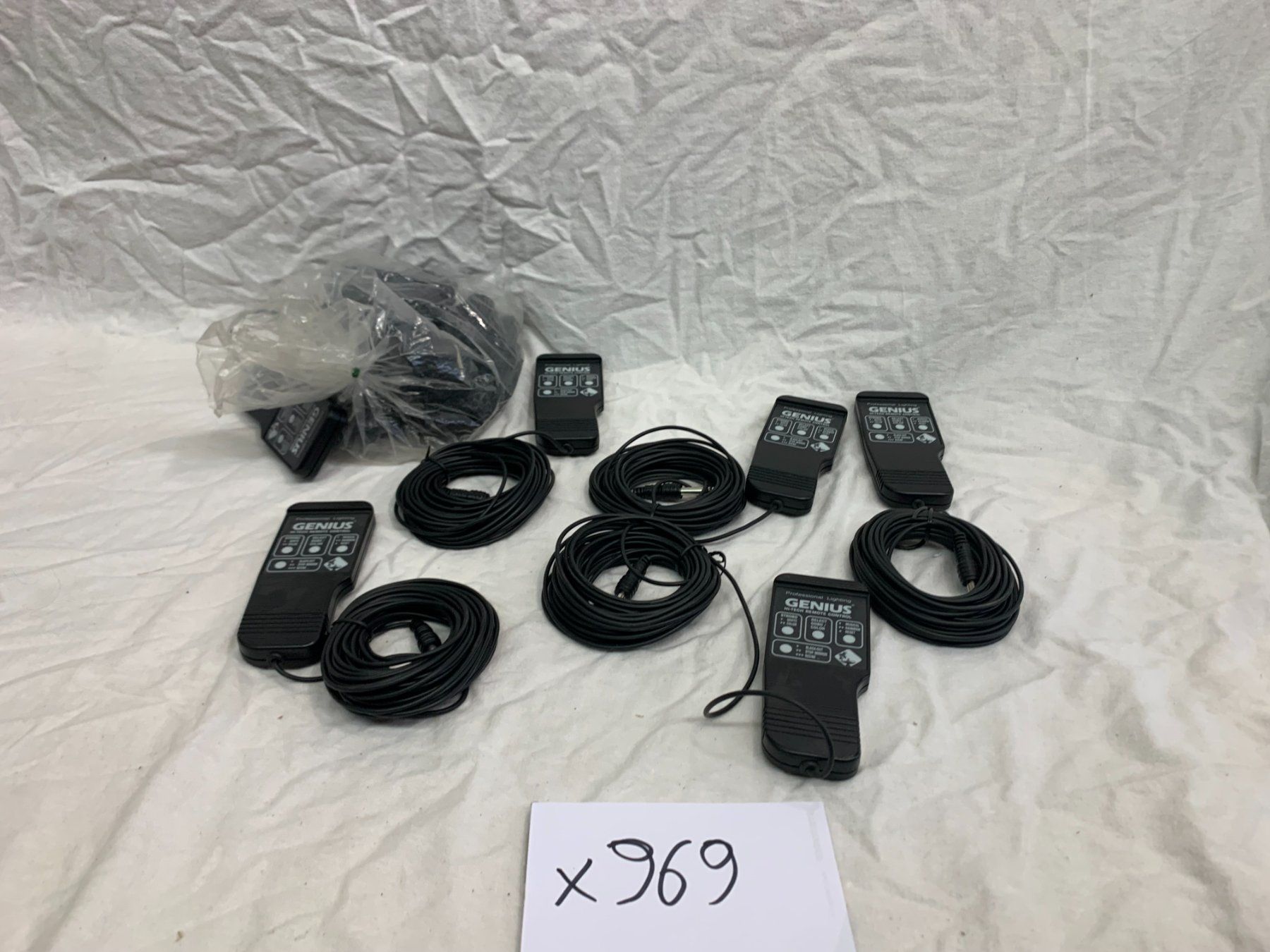 Telecomandi: 10xGenius Professional Lightning Remote controls (x969) – Nuovo (secondo la descrizione) da Däniken SO venduto da Profog1 2