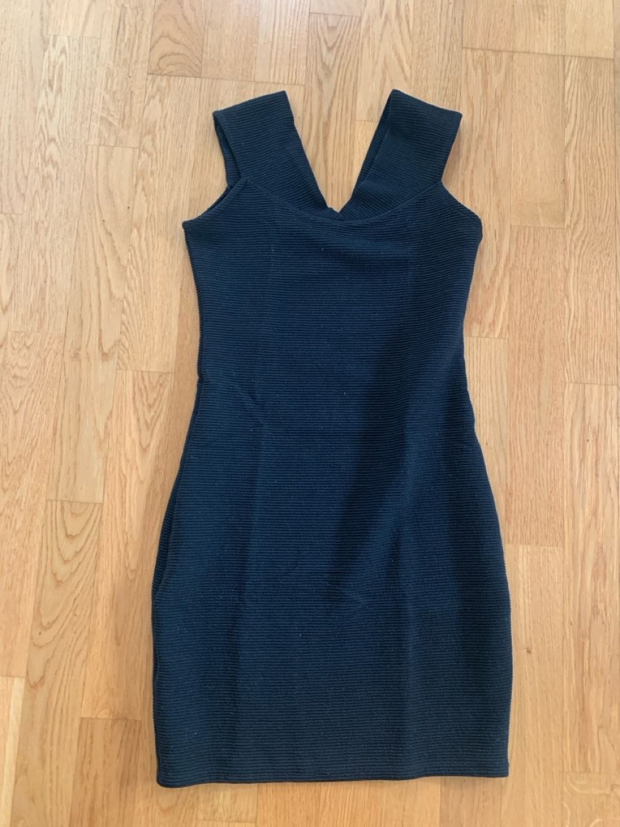 Mango Vestiti: Elegantes Mango Strickkleid, Grösse S, Schwarz, – Nuovo (secondo la descrizione) da Höri venduto da outsells 2