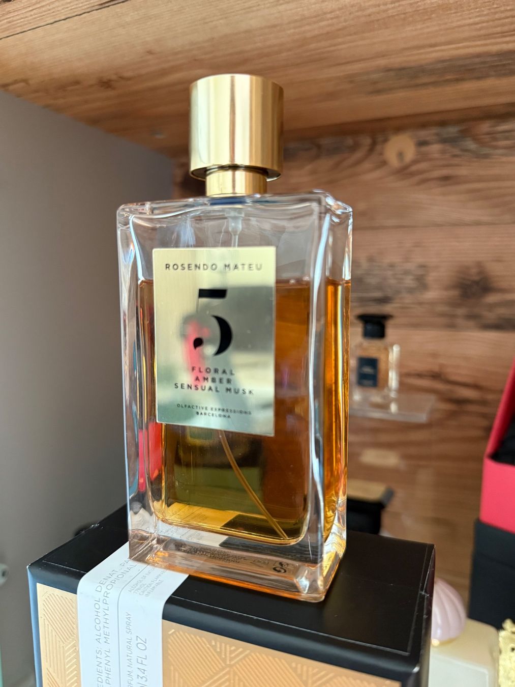Profumi & Eau de Toilette: No. 5 Rosendo Mateu 100 ml – Usato da Ittigen venduto da iGeorgia 1