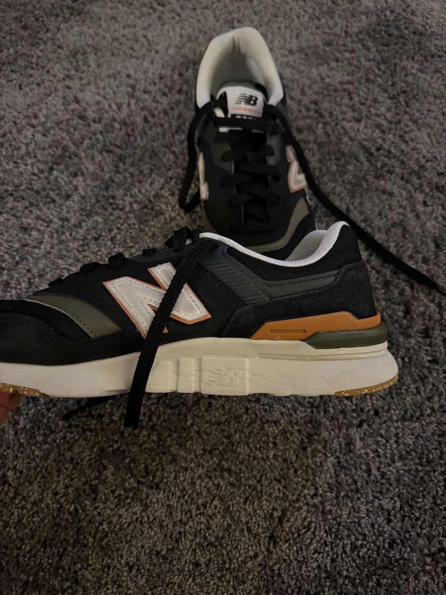 New Balance Chaussures hommes: New Balance – D'occasion à Oberglatt ZH par sam_vs55 1