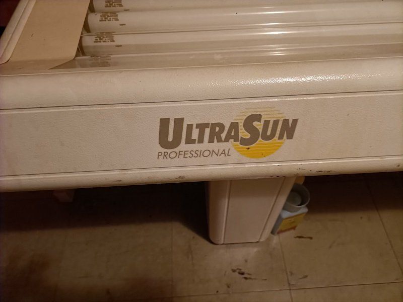 Solarium: Solarium Ultra Sun Professional – Usato da Burg venduto da Mainstreet69 5