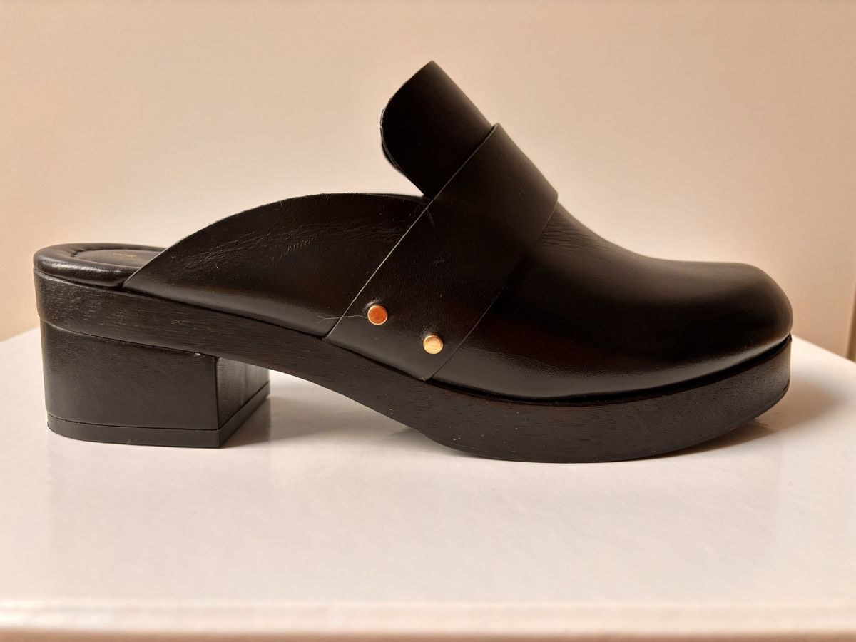 Damenschuhe: Clogs Leder – Gebraucht aus Zürich von ConnieS01