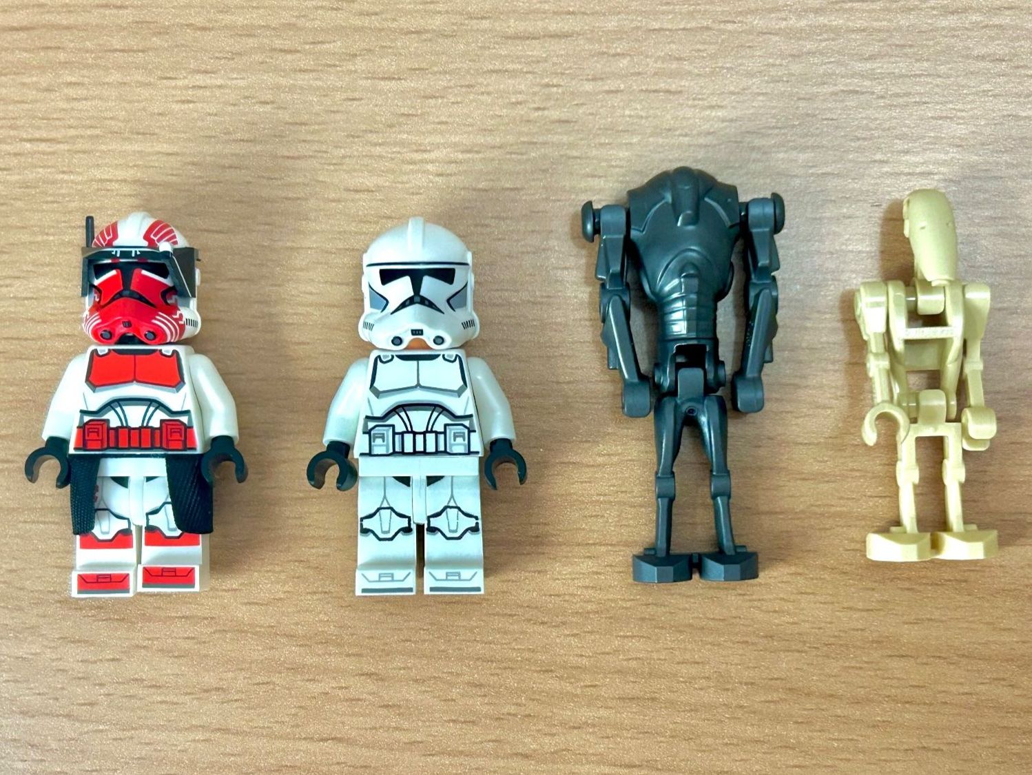 Lego Kit di costruzioni: Lego Star Wars minifigs - "Agressive negociations" pack – Nuovo (secondo la descrizione) da Genthod venduto da daz_world 4