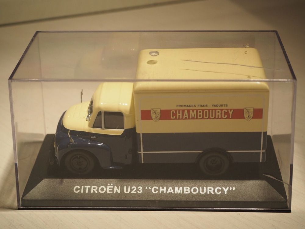 Modèle Réduit 1/43 Citroën U23 Chambourcy Par IXO - Neuf En Boîte (boîte Peut Avoir Des Rayures)