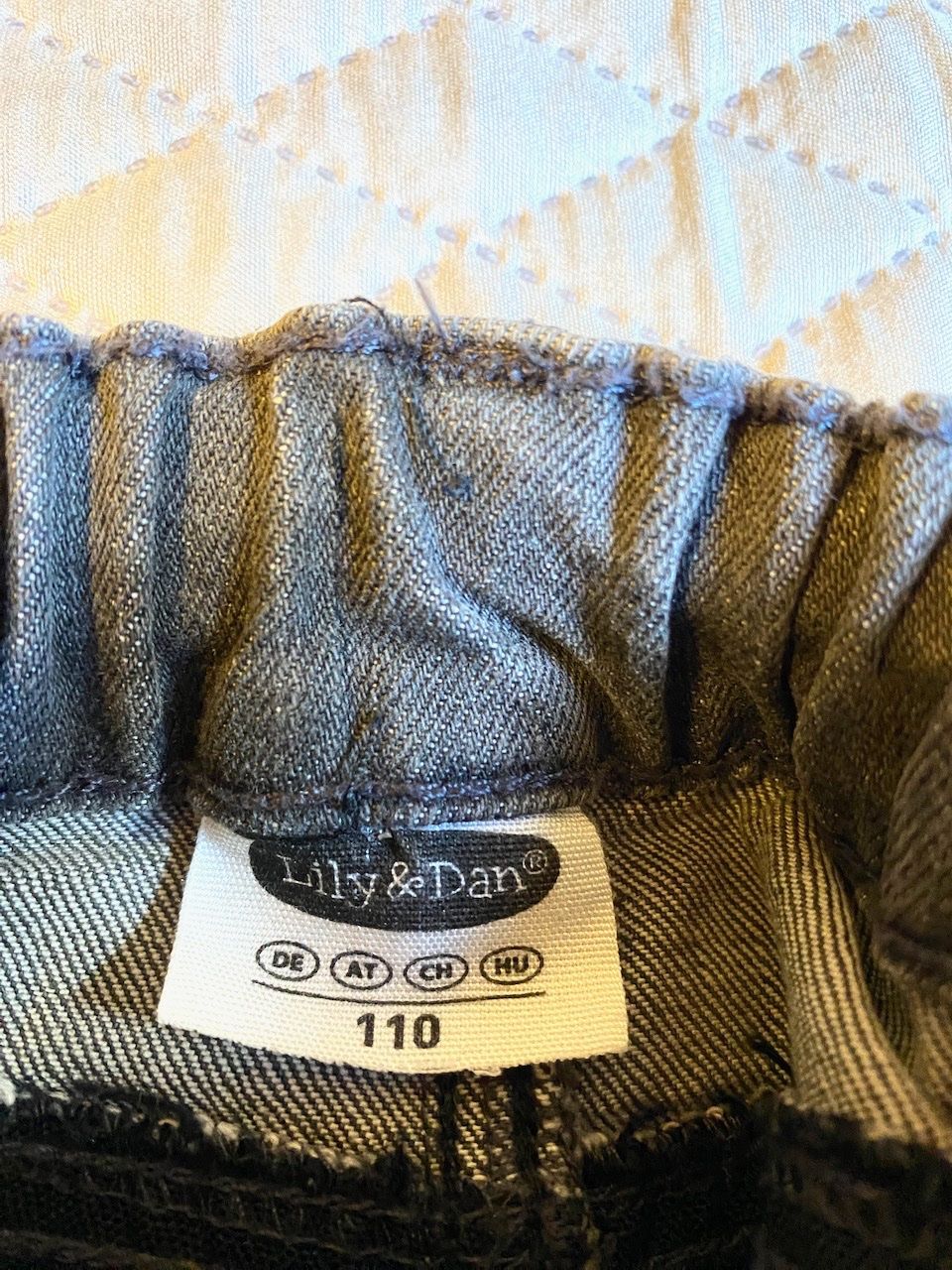 Pantalons: Kinder Cargo Freizeithose in Gr. 110, neu – D'occasion à Uster par ros_pym8 2