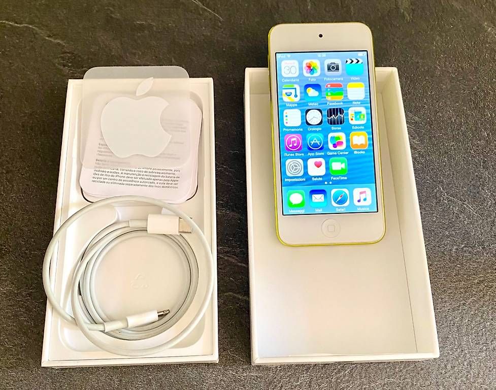 Lettore multimediale portatile: Apple iPod touch 64Gb – Usato da Lugano venduto da dir_5287