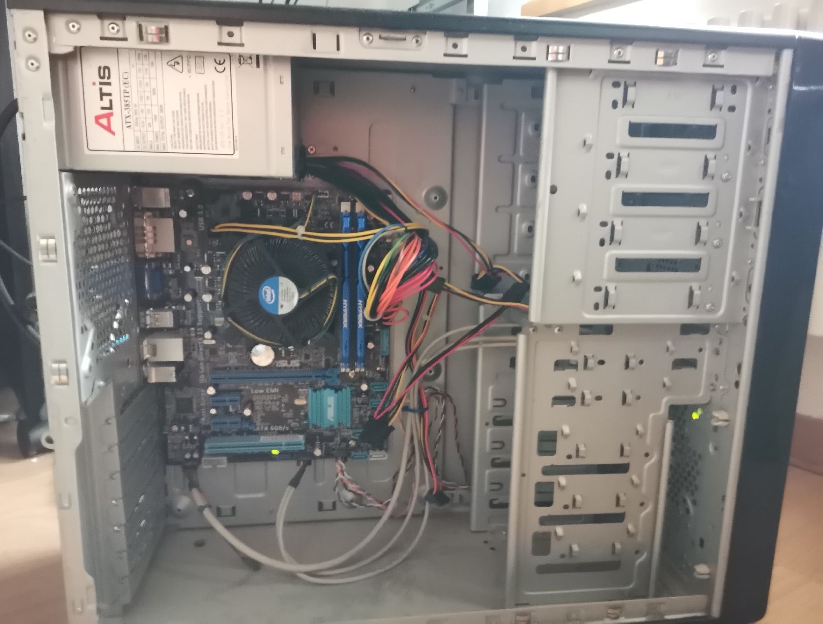 PC: PC Tower mit Intel Celeron G550, 8GB RAM, Ohne SSD/System – Usato da Bottighofen venduto da andax 2