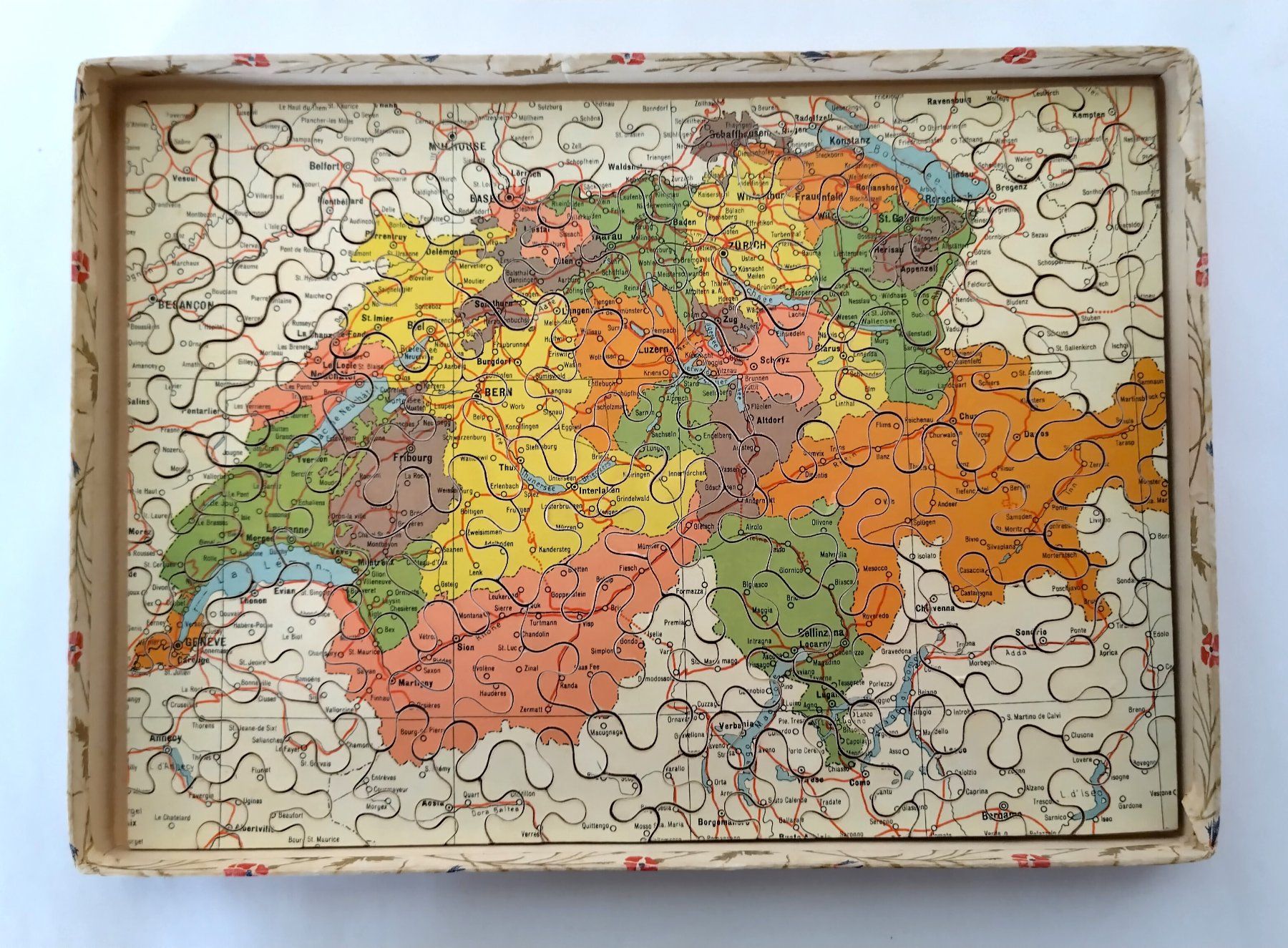 Penelope Puzzle: Penelope Holzpuzzle ±1940 "Schweiz" / 100 Teile ab Fr. 8.- – Usato da Bellach venduto da JingleJerry 2