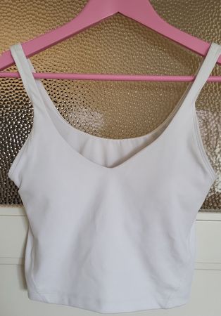 3 Sport Top mit integriertem BH von Hollister (Gilly Hicks)