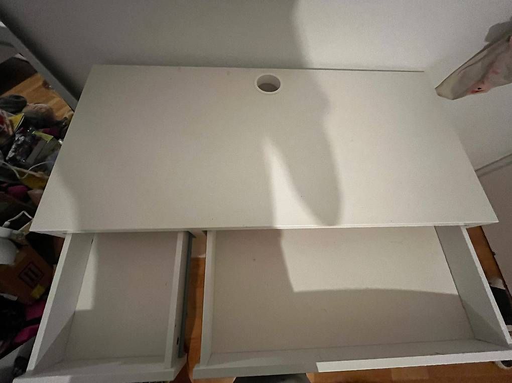 Ikea Schreibtische: Bureau 105x50cm – Gebraucht aus Gland von manilou01 1