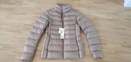 Neue Uniqlo Jacket in light braun 