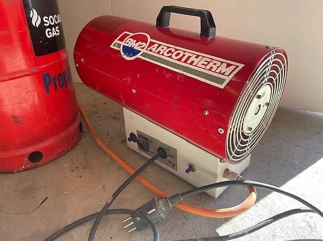Heizgeräte: Chauffage électrique gaz ventilateur – Gebraucht aus Botyre (Ayent) von mos_z9sz