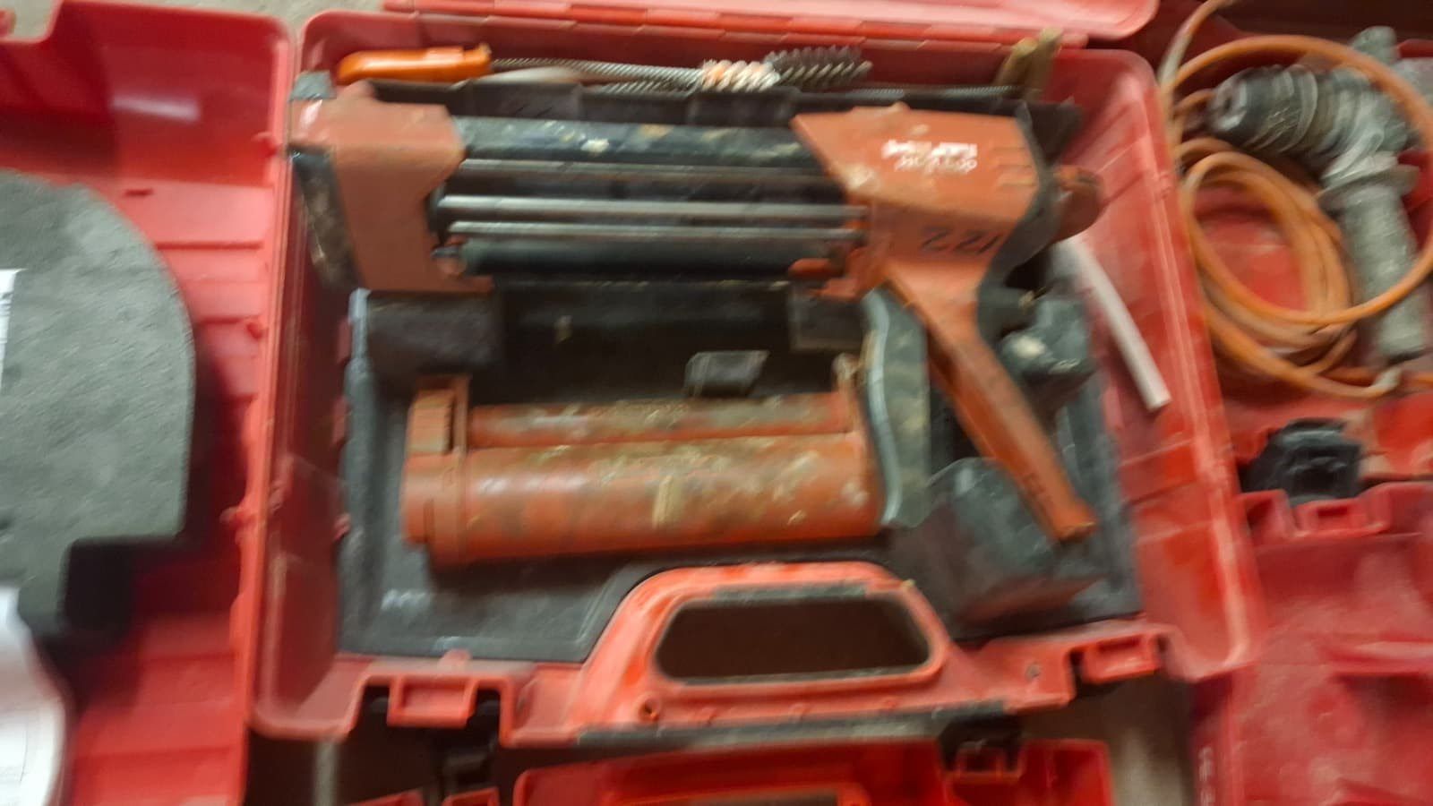Tutti gli attrezzi: Hilti Profi-Set: TE 30-C, TE 16, SB 16, MD 2000 – Usato da Hasle LU venduto da Arag08 1