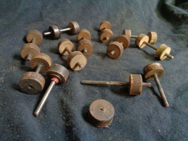 Kit di modellismo & Modellini statici: Räder Rollen Blechspielzeug Eisenbahn – Usato da Winterthur venduto da Kgs 1