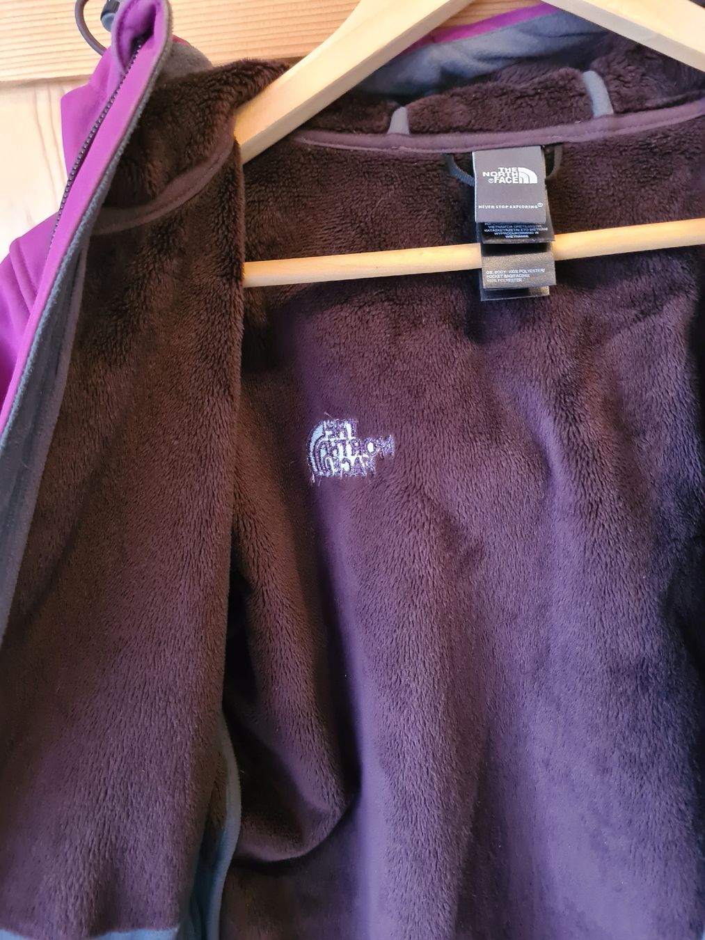 North Face Jacken: Damen Softshell von the north face Gr M – Neu (gemäss Beschreibung) aus Schlatt ZH von Deiali 2