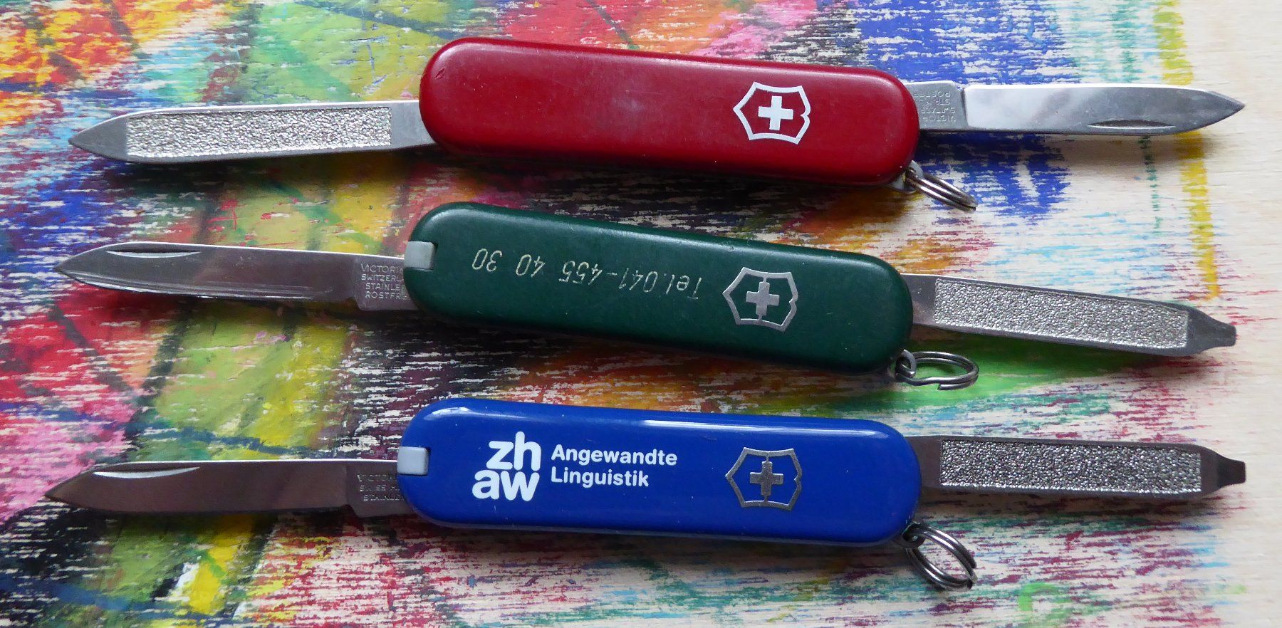 Victorinox Taschenmesser: 3 Victorinox Escort – Gebraucht aus Gossau SG von tenerife11 1