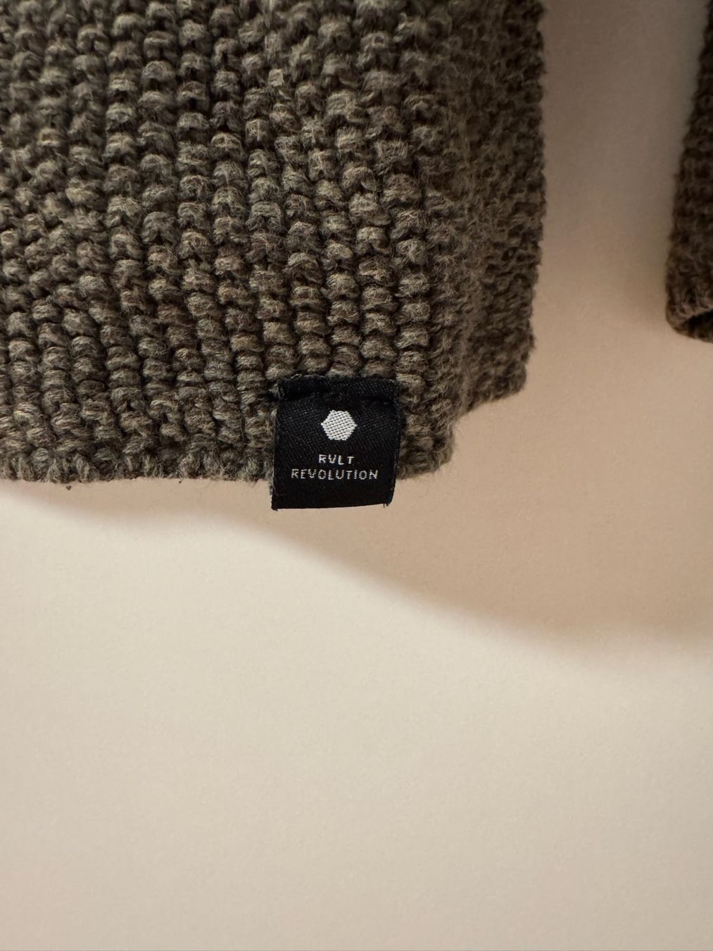 Maglioni & Felpe: Revolution Knit Pullover GREEN - RVLT Streetware – Usato da Winterthur venduto da Buzzi... 2