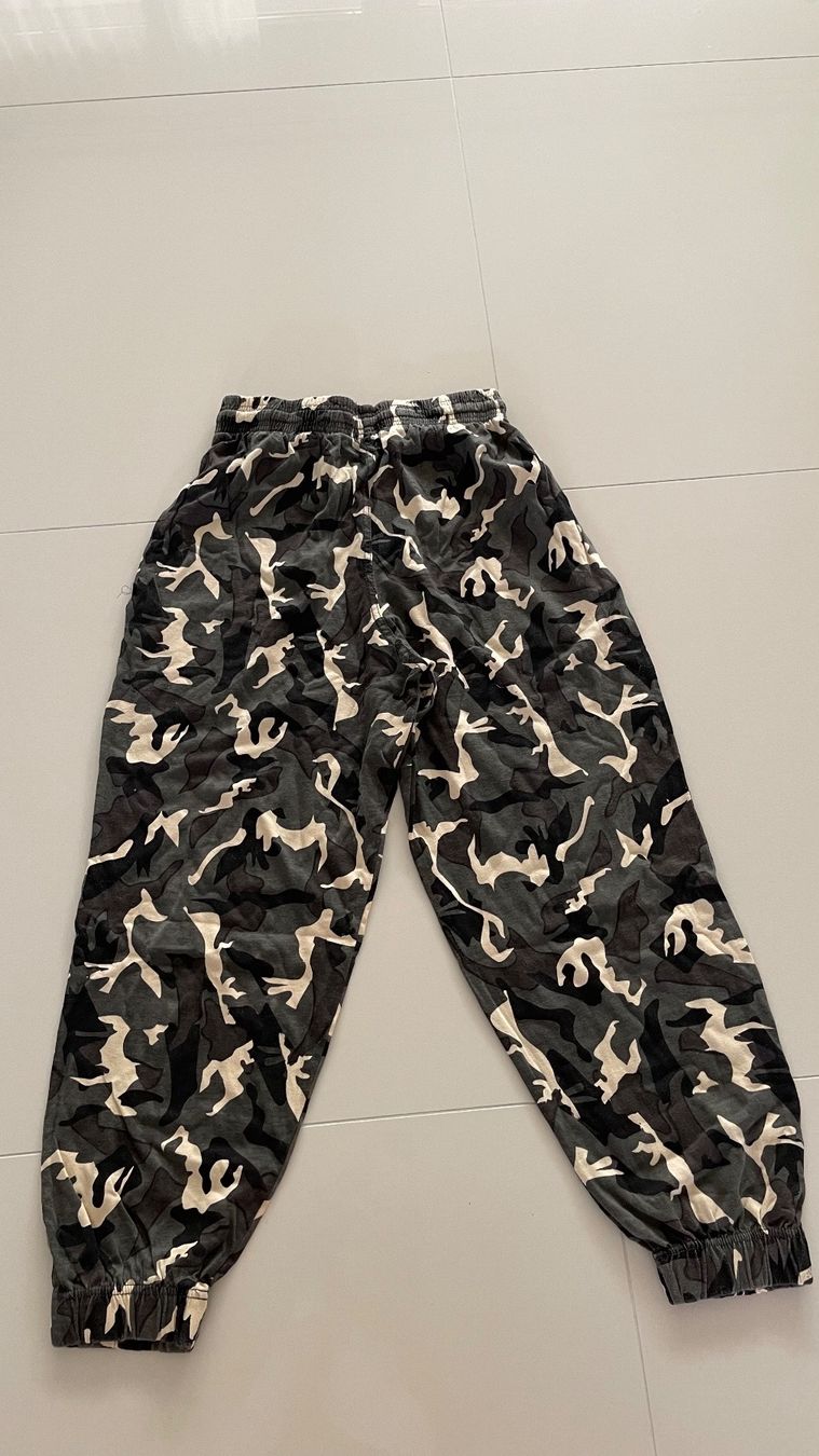 Pantaloni: Damenhose – Usato da Rheineck venduto da pssesolnet 1