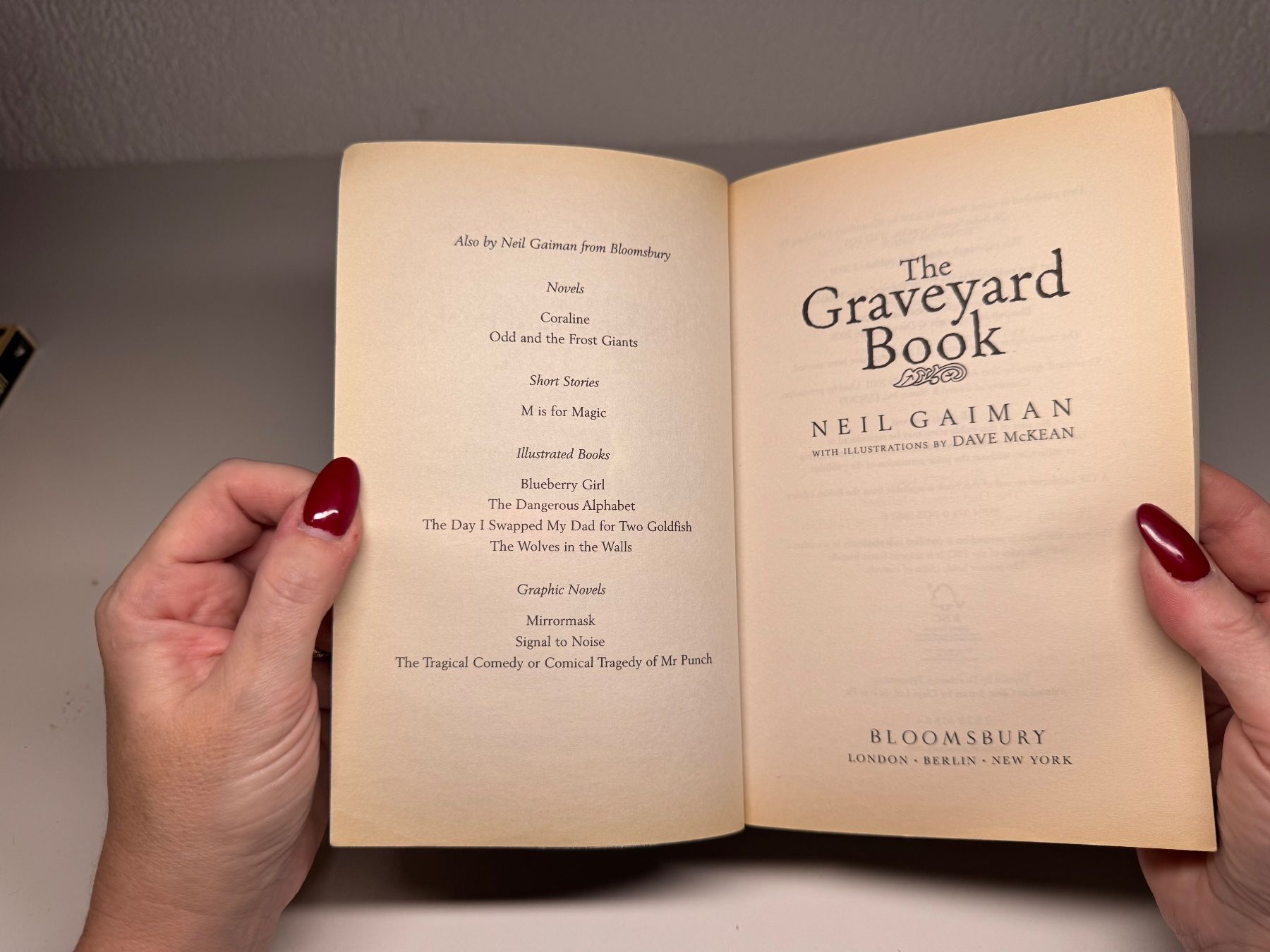 Libri: NOVEL: Neil Gaiman, The Graveyard Book – Usato da Grosswangen venduto da English_books 3