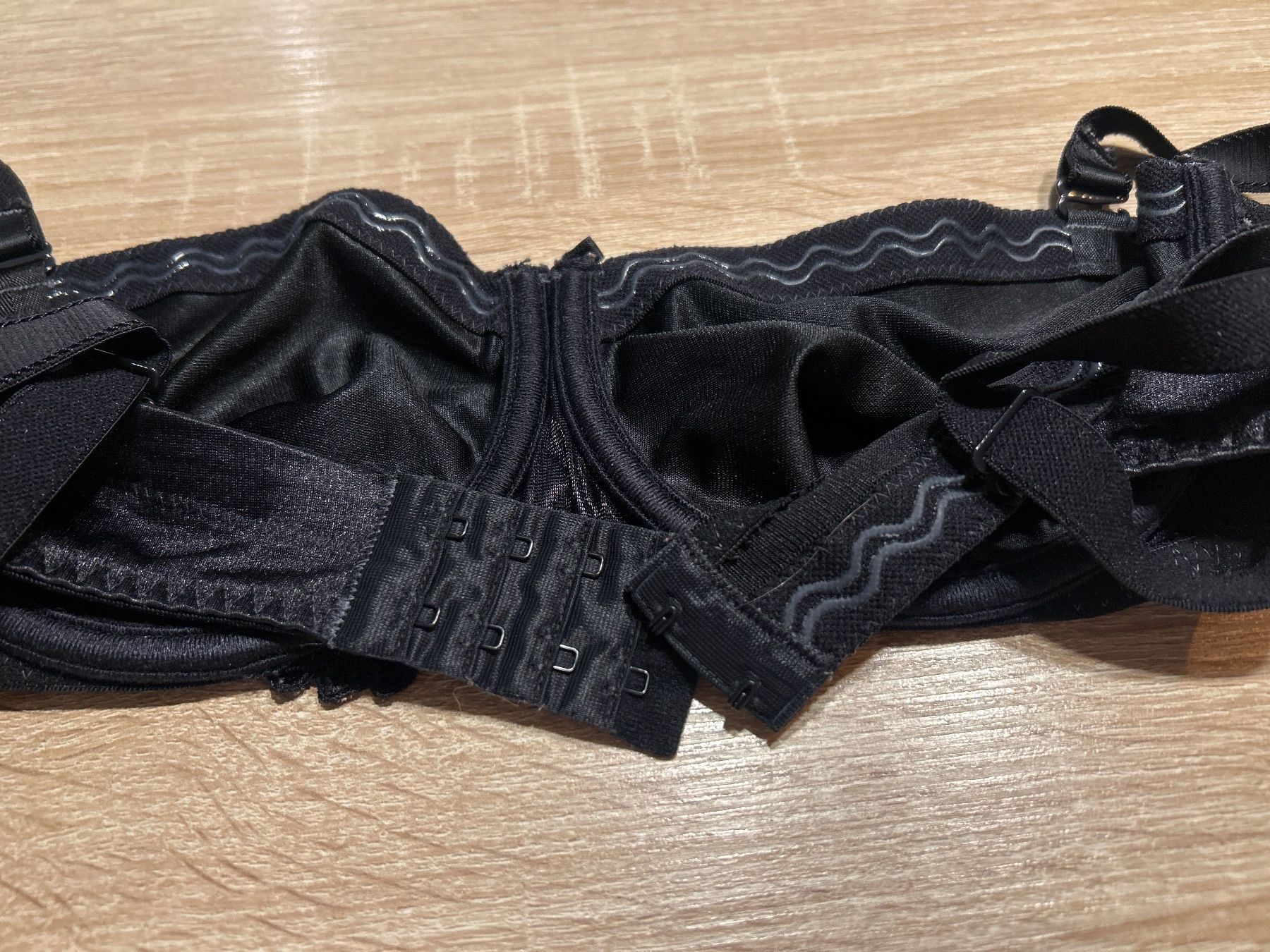 Chantelle Altra biancheria intima: BH mit Spitzen schwarz von Chantelle – Usato da Brunnen venduto da Nala2929 3