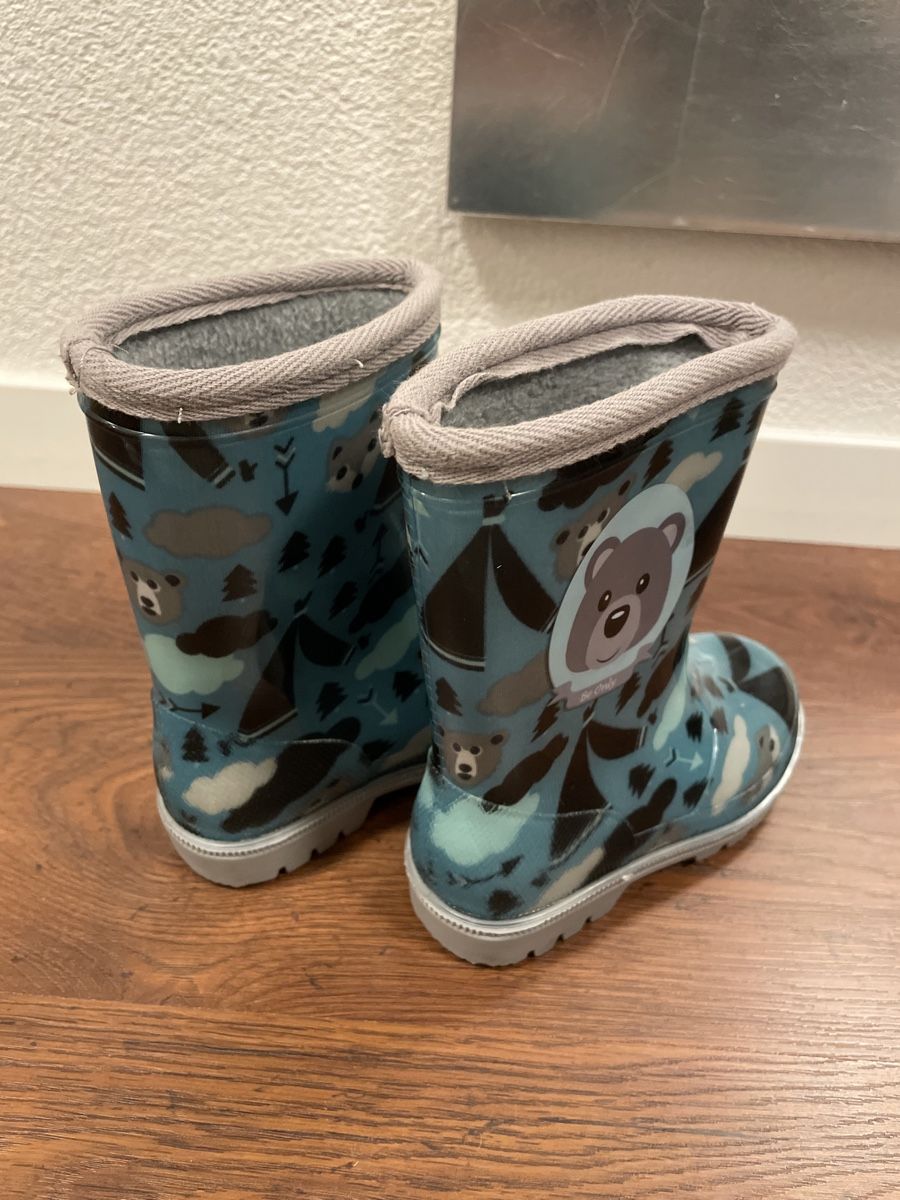 Only Scarpe per ragazzi: BE Only Gummistiefel EU Size 26 – Usato da Uznach venduto da Player6 2