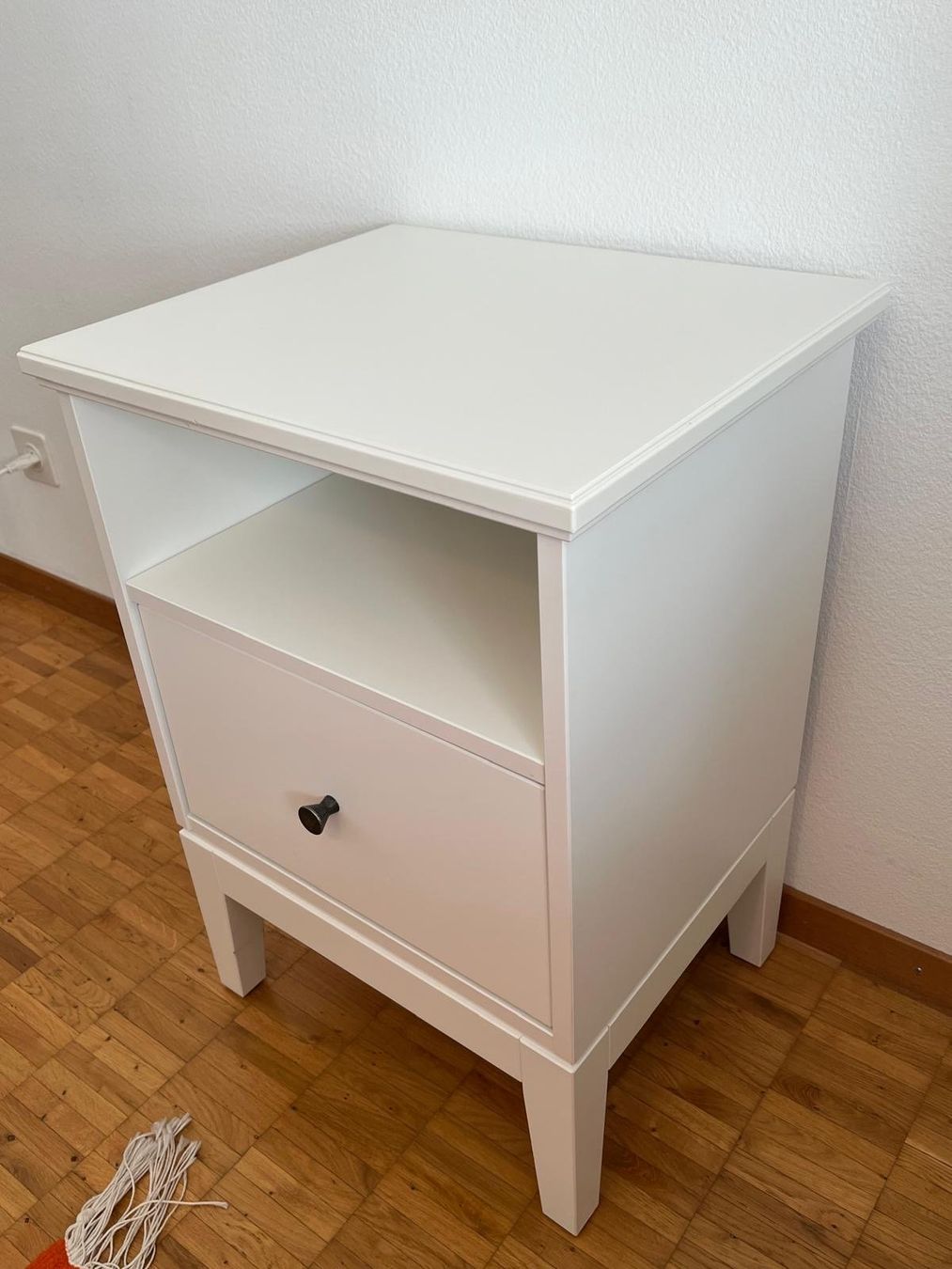 Ikea Nachttische: IKEA IDANÄS mit Schublade – Gebraucht aus Zürich von Nickel_Finn 1