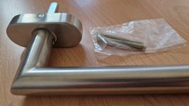 Türklinke aus Edelstahl, neuwertig, mit Montagematerial Orig