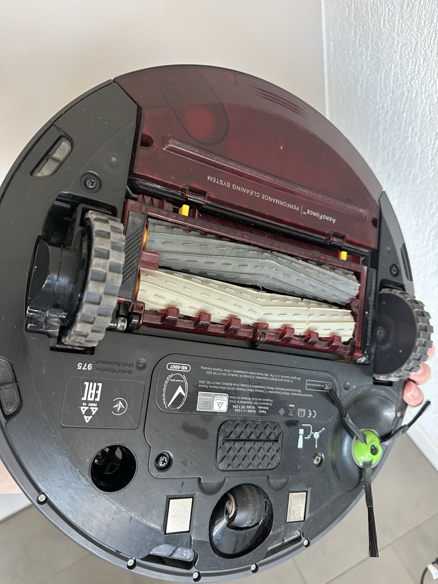 Irobot Aspirapolveri & Accessori: iRobot Roomba 975 + station + brosses neuves – Usato da Attalens venduto da Scarach 3