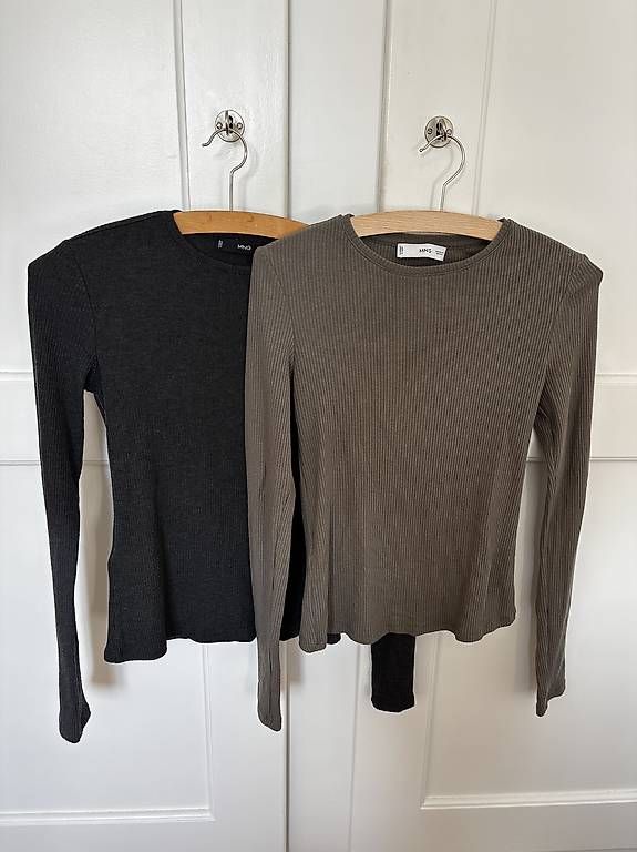 Mango Pullover & Sweatshirts: Pullover 2er-Set  Mango, XS, Dunkel & Hellgrau – Gebraucht aus Bern von saeruhb