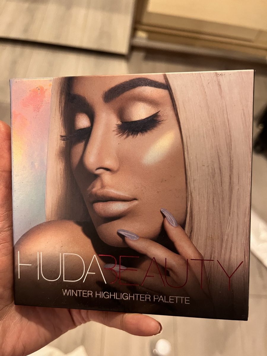 Huda Beauty Make-up: Huda highlighter palette – Nuovo (secondo la descrizione) da Affoltern am albis venduto da onlyrose123
