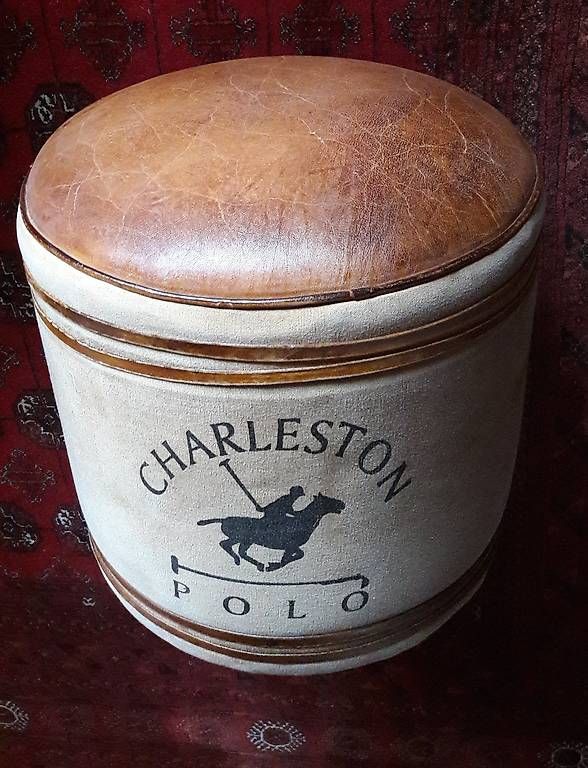 Tabourets: Antiker "Charleston Pouf" – D'occasion à Sigriswil par 11p_9psj