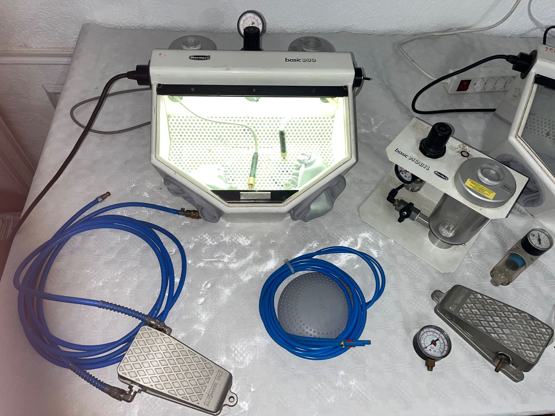 Attrezzature mediche: Renfert Basic Duo Sandstrahler Zahntechnik Labor Werkstatt – Usato da Illighausen venduto da remi 3