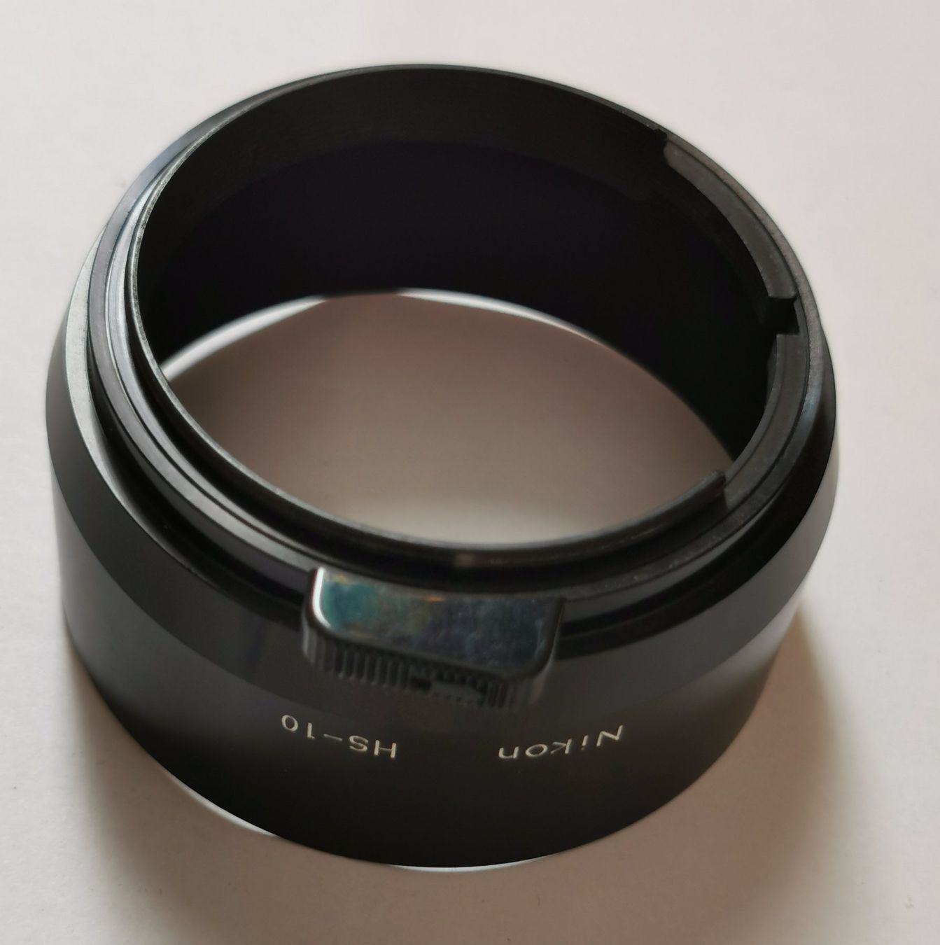 Nikon Obiettivi: Nikon HS-10 Gegenlichtblende – Usato da Birsfelden venduto da dsc_f8gx 1
