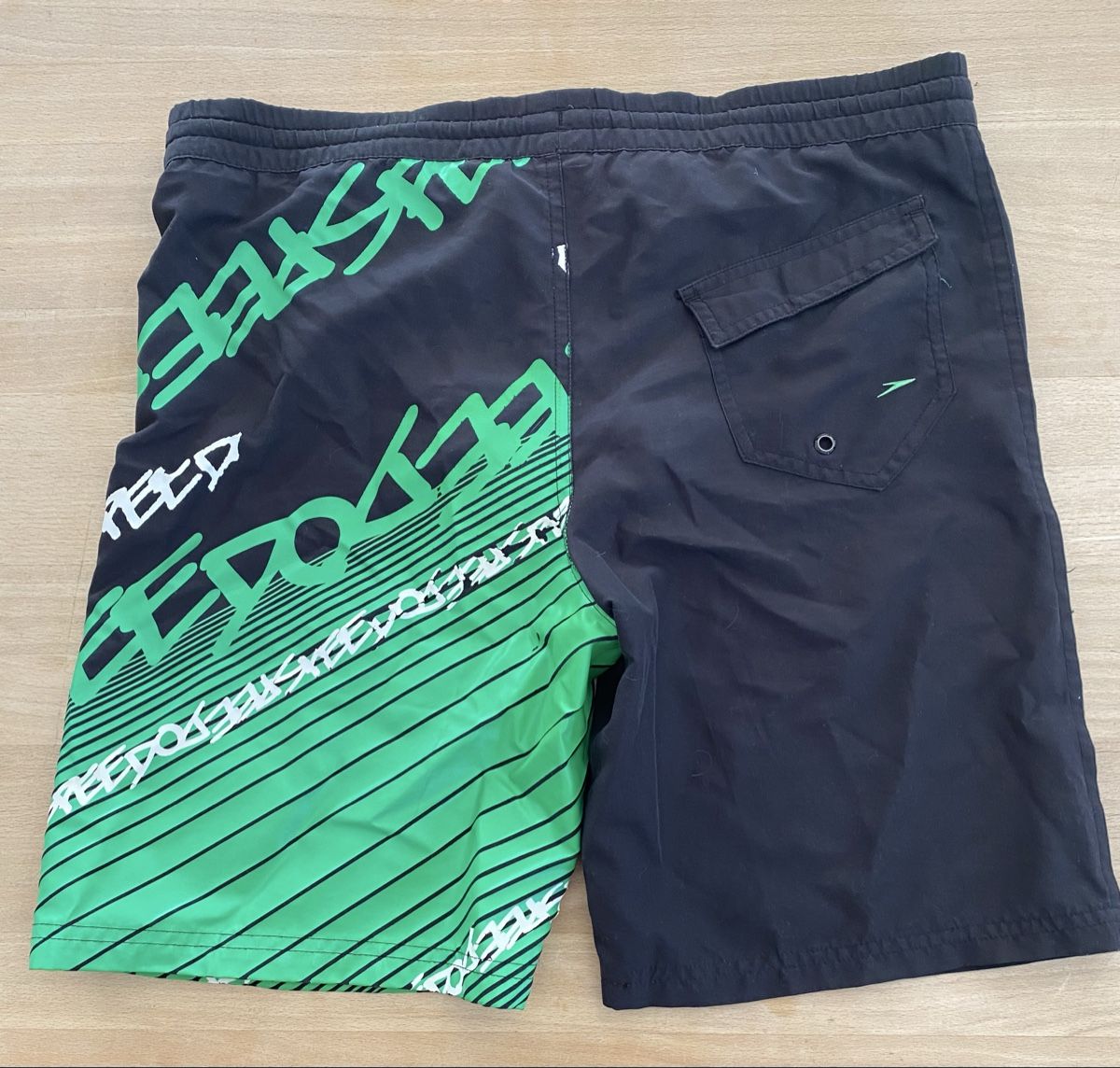 Costumi da bagno: Set of three swimming shorts – Usato da St-Légier-Chiésaz venduto da dav_5ryz 1