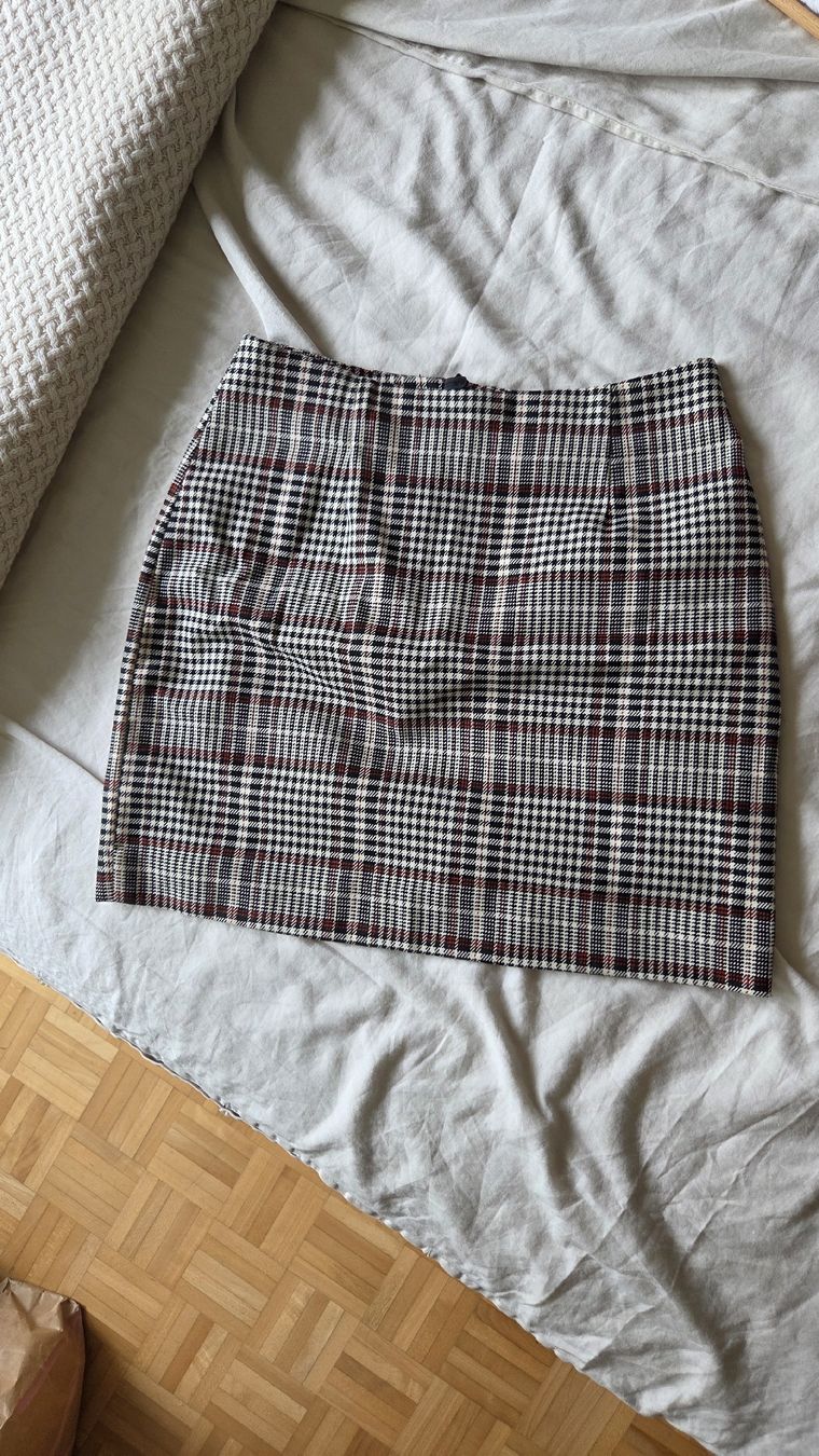 H&M Gonne: Skirt by H&M – Usato da Zürich venduto da jul_l28v 1