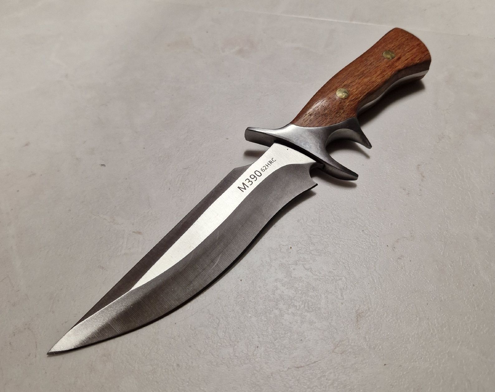 Zubehör: Messer Dolch – Neu und originalverpackt aus Dorf von Messer-Schweiz 2