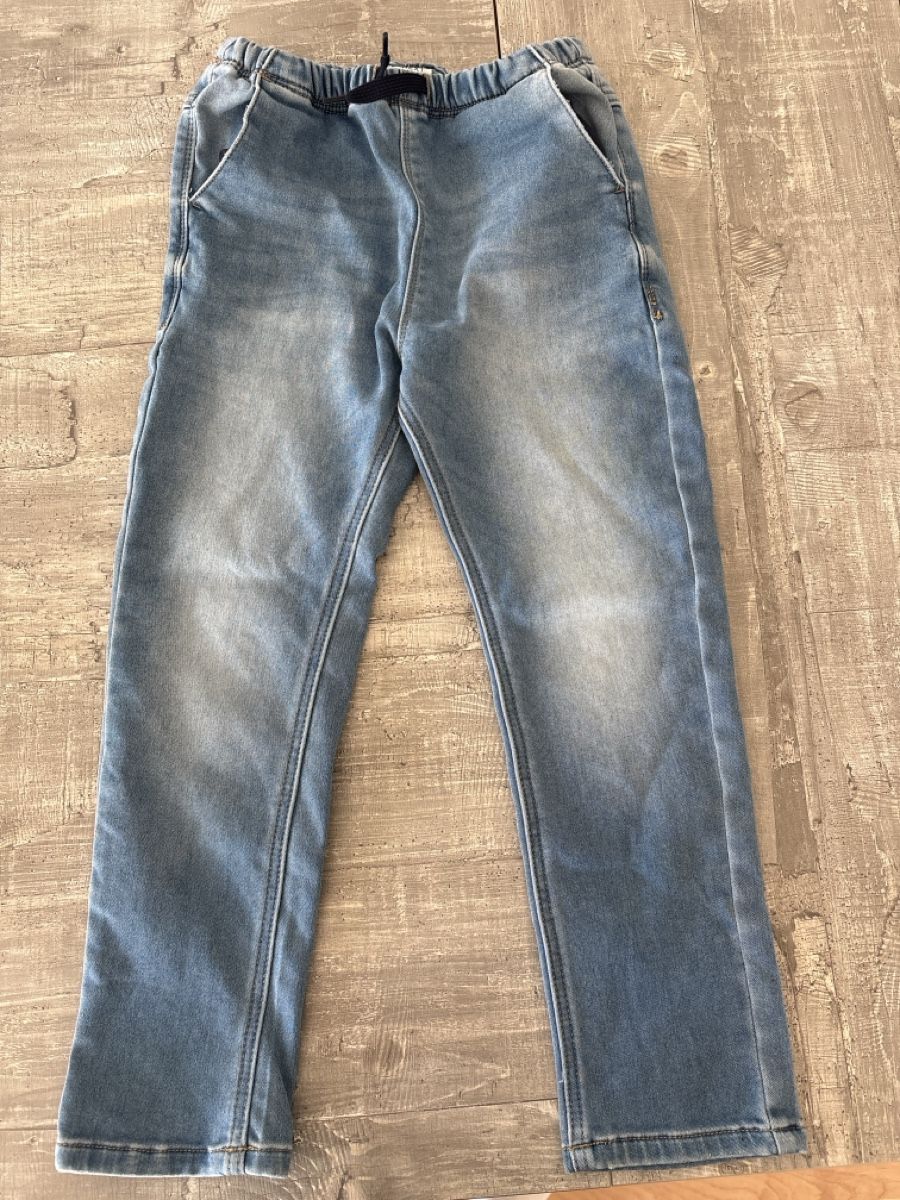 Next Pantaloni: Next Jeans Soft 128 – Usato da Schliern b. Köniz venduto da Giulae