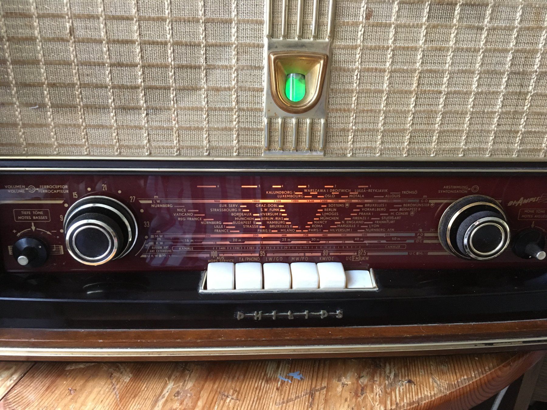Philips Radios: Röhrenradip Philips BX 653A 16 – Gebraucht aus Adligenswil von  3