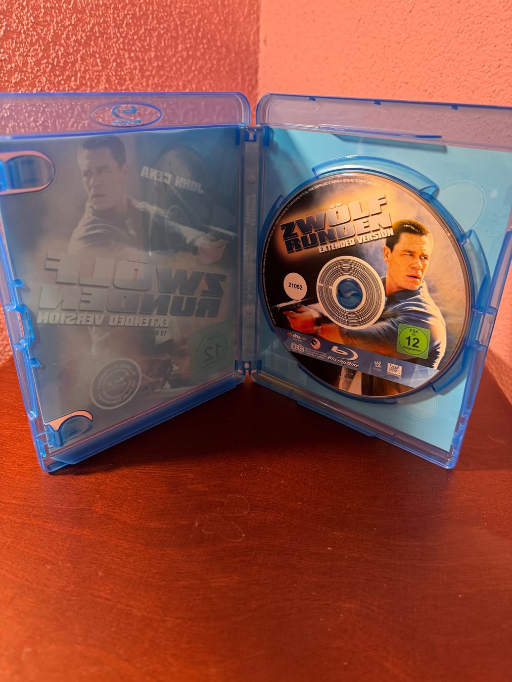 Tutti i DVDs: "Zwölf Runden" Blue Ray Disc – Usato da St. Gallen venduto da Jael0123 1