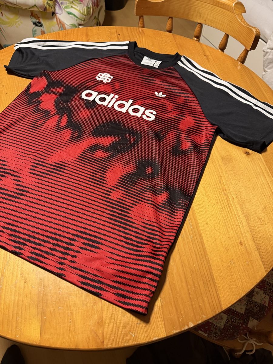 T-Shirts: Adidas sommer tschirt – Neu (gemäss Beschreibung) aus Zürich von papaplatte 1