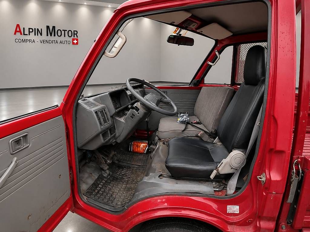 Automobili: Mazda E2000i 1991 Portata 1775kg Fix preis              	 – Usato da Muralto venduto da Mariolino3 8