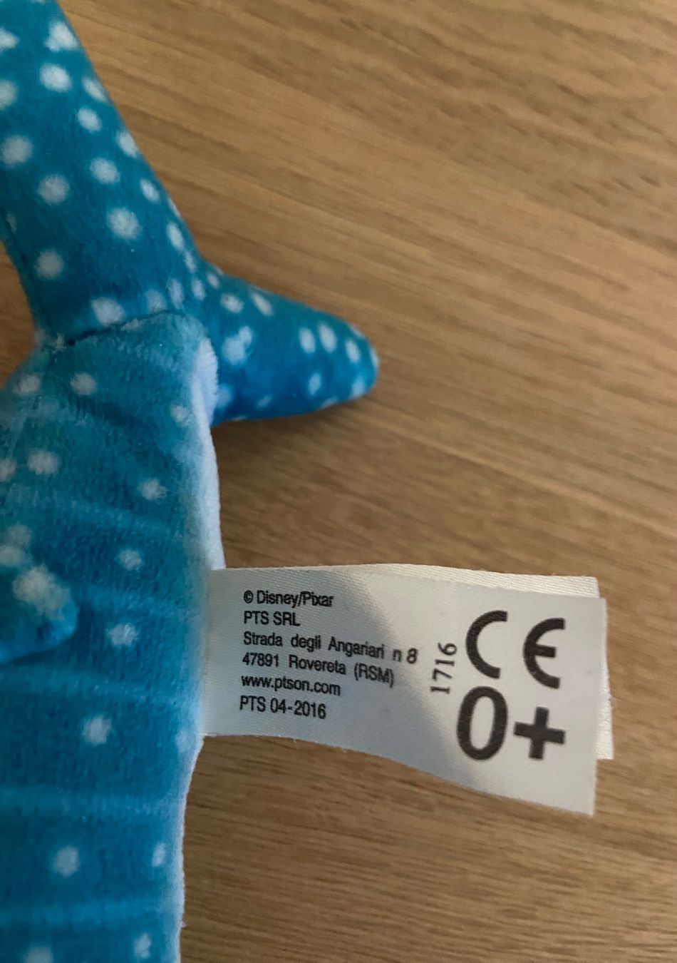 Disney Giocattoli: DISNEY PIXAR DORY Destiny requin bleu – Nuovo (secondo la descrizione) da Genève venduto da kik_8jd6 2