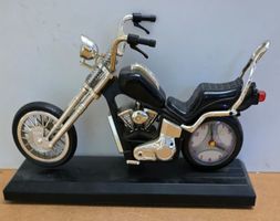 Deko-Motorrad „Harley-Style“ mit integrierter Uhr