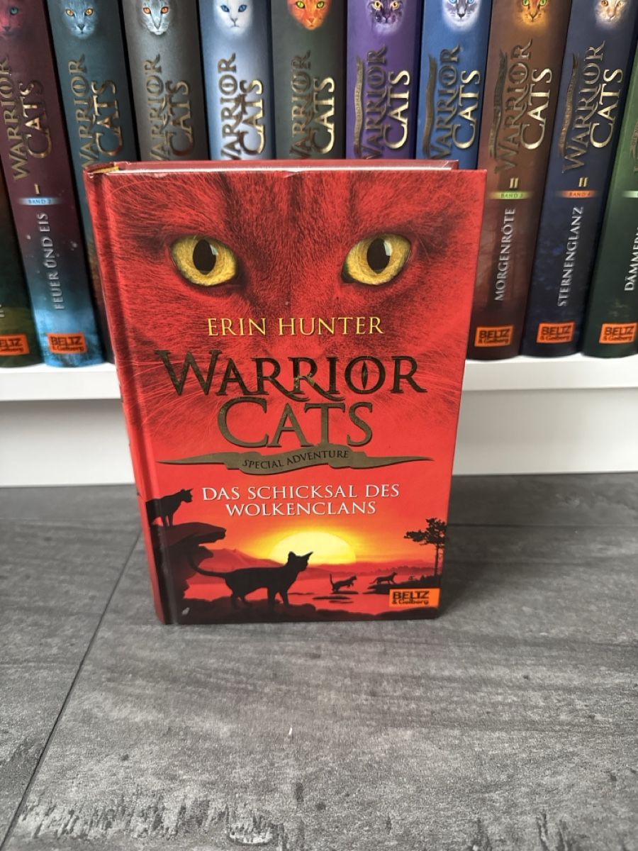 Libri: Warrior Cats - Das Schicksal des Wolkenclans – Usato da Rümlang venduto da Roomiinaa
