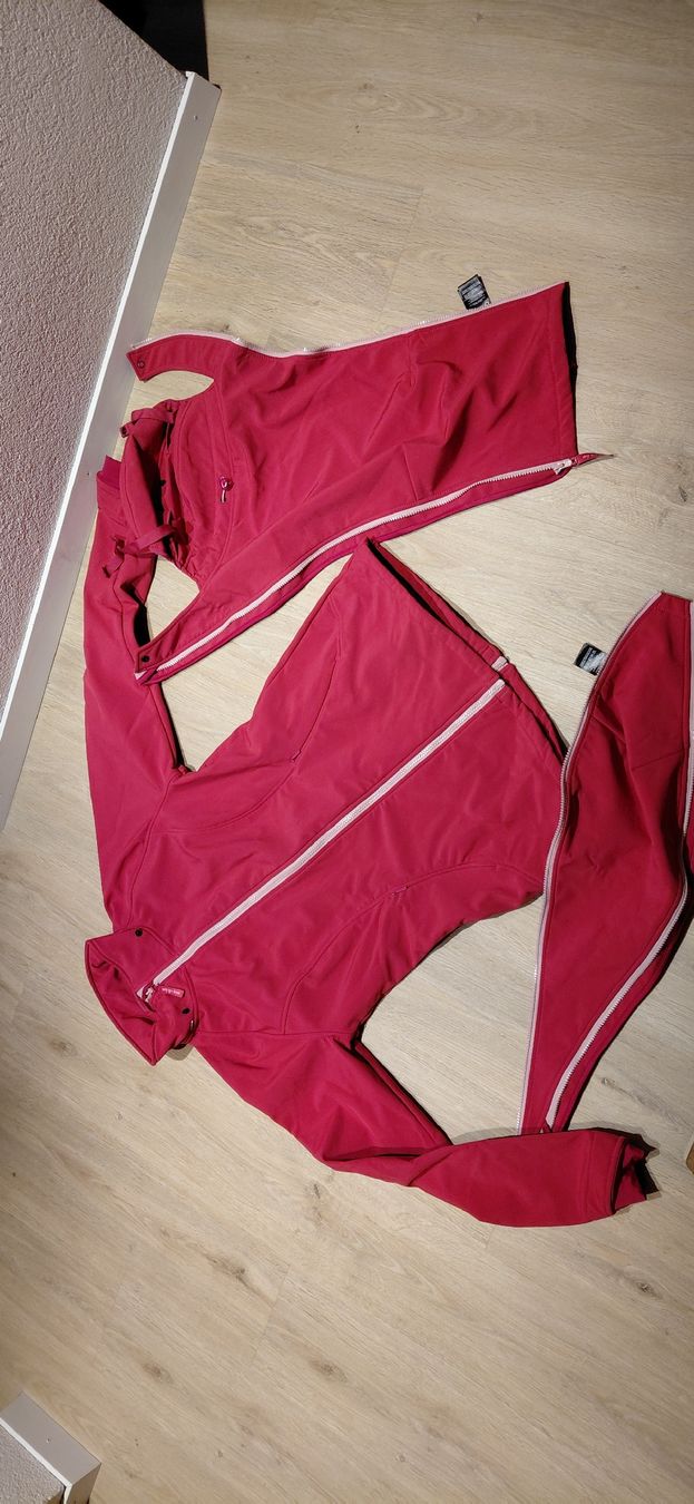 Mamalila Jacken: Softshelljacke in einem guten Zustand – Neu (gemäss Beschreibung) aus Oberstammheim von wat_fhq8