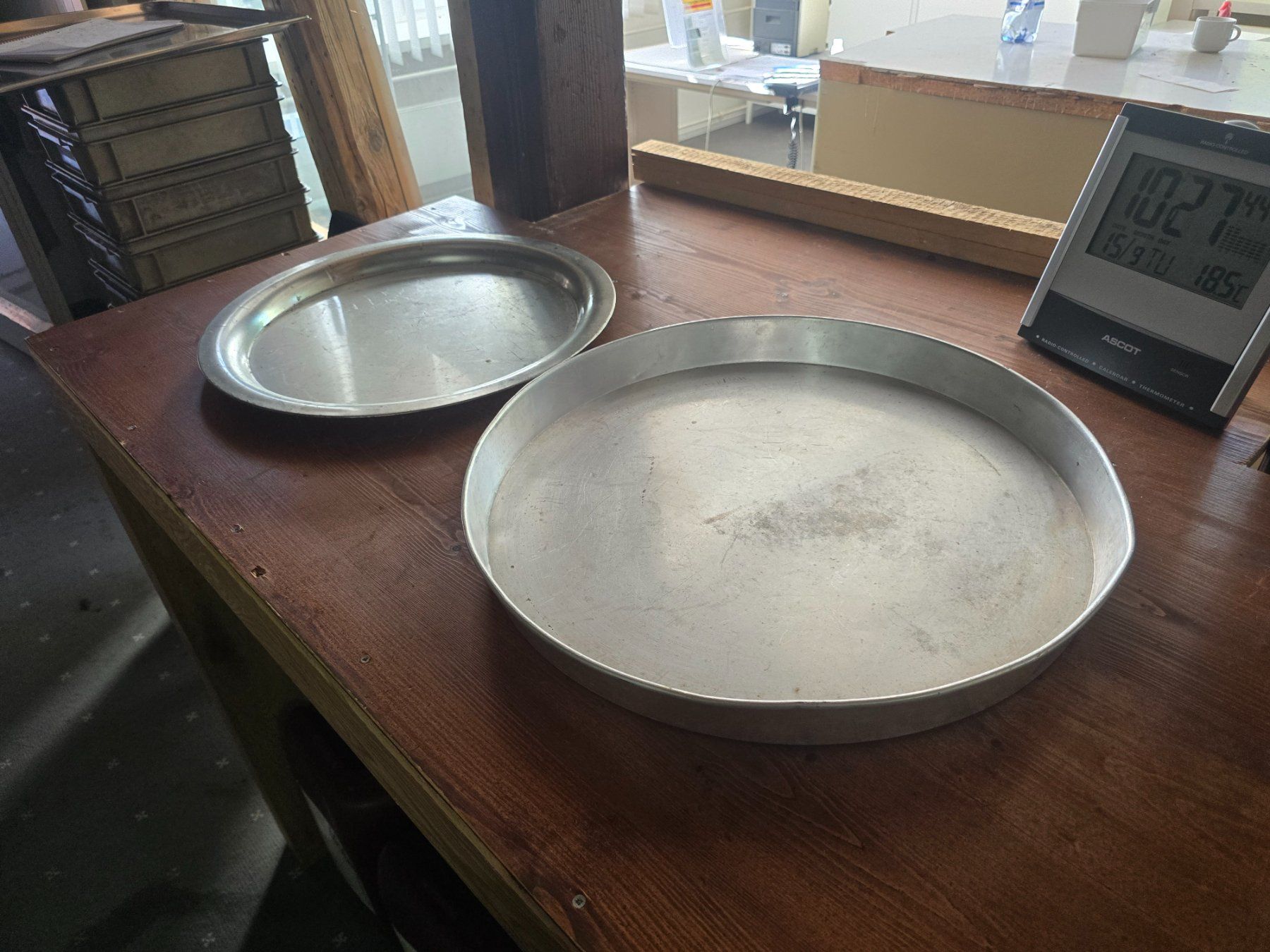Piatti di portata: 2x grosse Servicetablets D: 46+48cm ab 1.- – Usato da KRINAU venduto da Mio_Liqstyle 1